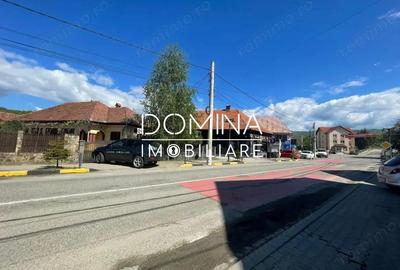 Casă cu 4 camere cu Teren 1623 Mp în Central - 5