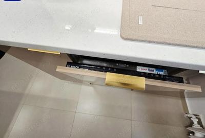 Apartament cu 4 camere semidecomandat în Unirii - 10