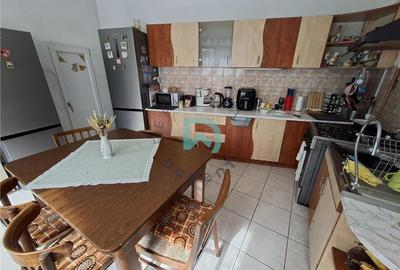 Casă cu 3 camere cu Canalizare în Schei - 5