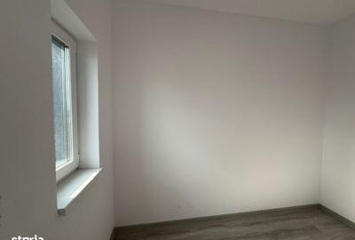 Casă cu 3 camere cu Canalizare în Moșnița Nouă - 6