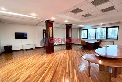 Birou, de 78 mp, în Astra - 2