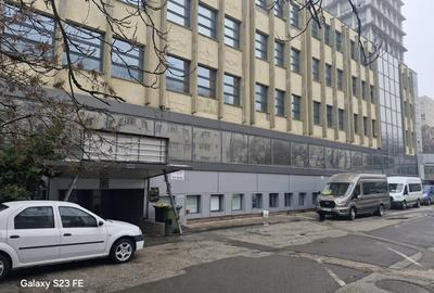 Spațiu comercial, de 40 mp, în Central