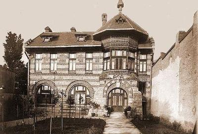 De Vanzare Apartament 3 camere in Vila Istorica p-ta Victoriei Buzesti De Vanzare Apartament 3 camere in Vila Istorica p-ta Victoriei Buzesti - 8