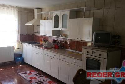 Zona AFI Palace casa 2007 parter 3 camere  la 117000 euro - 4