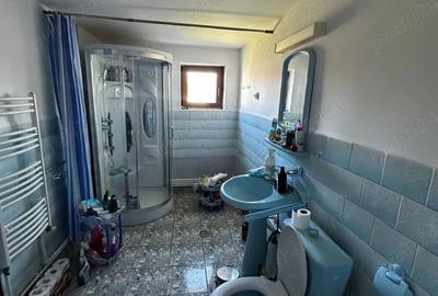 Casă cu 3 camere cu Teren 919 Mp în Dumbrava - 1