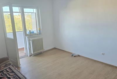 Apartament cu 3 camere semidecomandat în Astoria - 2
