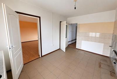 Casă individuală cu 18 camere cu Canalizare în Moșnița Nouă - 6