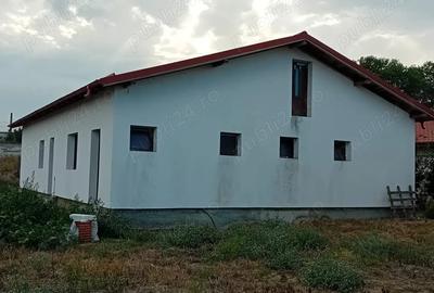 Casă cu 5 camere în Murighiol - 2