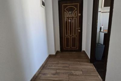 Apartament cu 2 camere semidecomandat în Micro 11 - 1