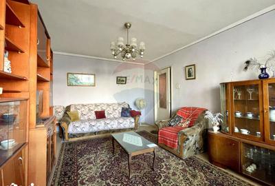 Apartament cu 3 camere decomandat, mobilat în Tomis I - 16