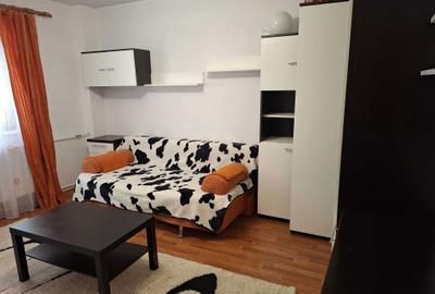 Garsonieră decomandată în Central - 1
