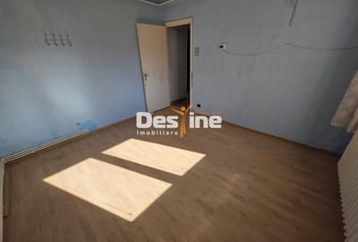 Apartament cu 2 camere decomandat în Mircea cel Bătrân - 2
