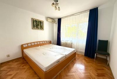 Apartament de 3 camere pe strada Scortarilor !