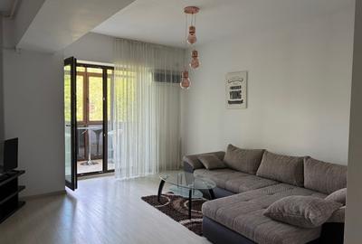 Apartament cu 2 camere semidecomandat, mobilat în Mihai Bravu