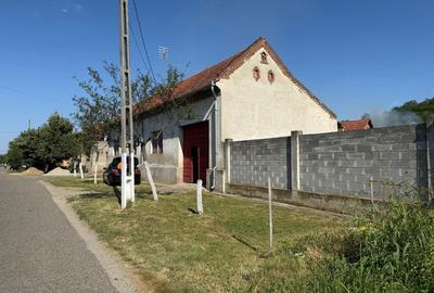 Casă cu 3 camere în Central - 2
