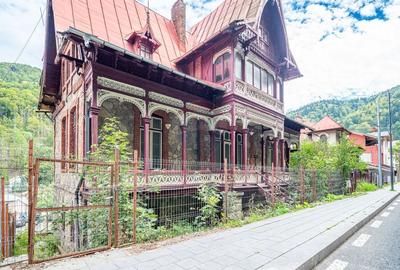 Oportunitate! Vila cu arhitectura spectaculoasa ultracentrala, Sinaia - 4