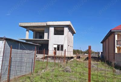 Casa la rosu de vanzare in Constanta - 4