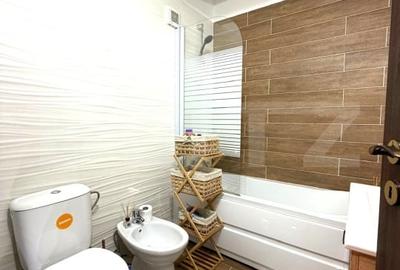 Apartament cu 3 camere semidecomandat, mobilat în Gruia - 16
