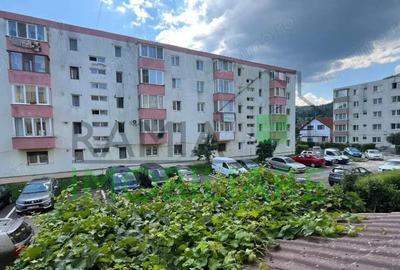 Apartament 3 camere Sacele- Electroprecizia - 1