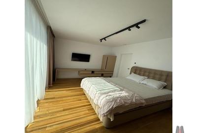 Vila P+1 / smart - Matei Millo / COMISION 0 - 5