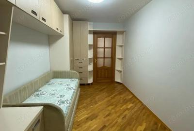 Apartament cu 2 camere decomandat în Sălăjan