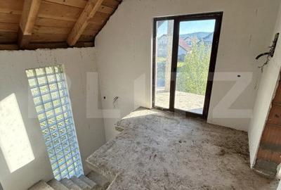 Casă cu 4 camere cu Teren 500 Mp în Beclean - 6