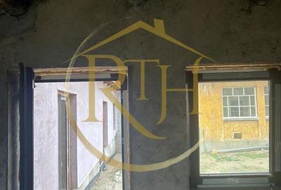 Casă cu 6 camere cu Teren 2160 Mp în Balinț - 19