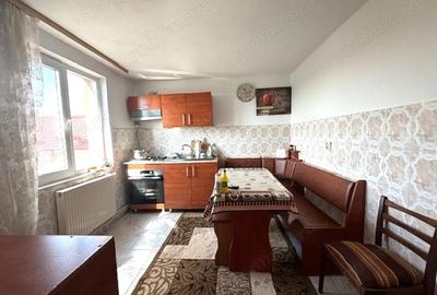 Se inchiriaza sau se vinde CASA S+P+1E str. Arcului - 7