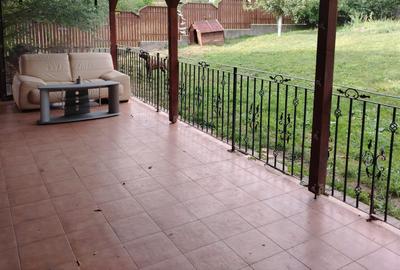 Casă cu 5 camere cu Teren 800 Mp în Periferie - 6