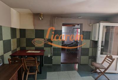 Casă individuală cu 2 camere cu Canalizare în Cristian - 2