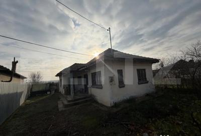 Teren de 2223 mp, în Central - 5