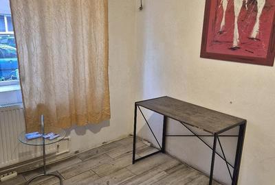 Garsonieră nedecomandată în UMT - 1