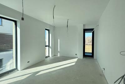 Apartament cu 2 camere semidecomandat în Chitila - 4