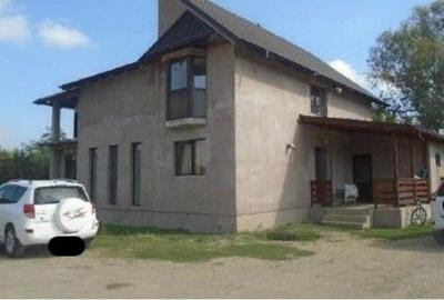 Teren de 1000 mp, în Lungești - 5