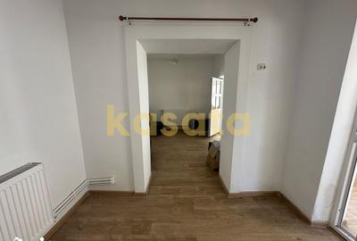 Casă cu 3 camere cu Canalizare în Giulești - 3
