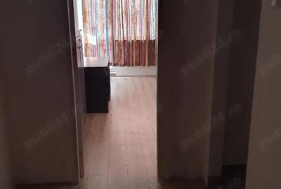 Garsonieră decomandată în Central - 1
