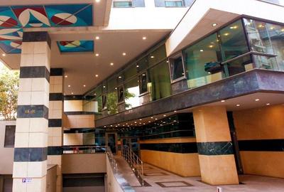 Birou, de 259 mp, în Romană - 6