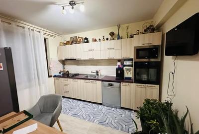 Casă cu 5 camere cu Teren 250 Mp în Roșu - 14