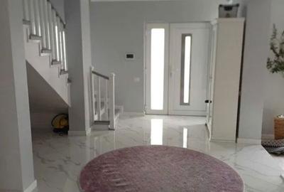 Casă cu 4 camere în Lazu - 2