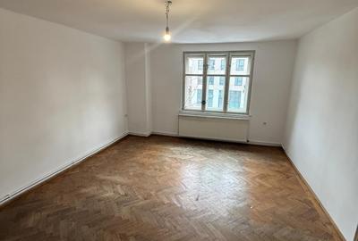 Apartament cu 3 camere semidecomandat în Calea Turzii - 6