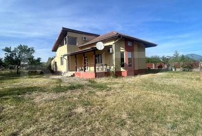 Casă cu 4 camere în Cornești - 10