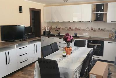 Casă cu 3 camere în Central - 13