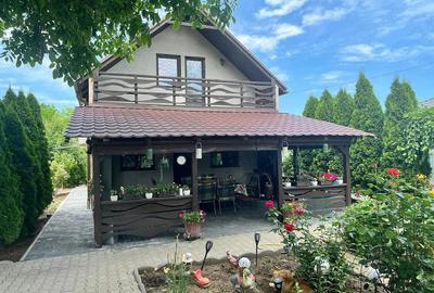 Casă cu Teren 1457 Mp în Traian - 1