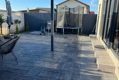 Casă în Dascălu - 4