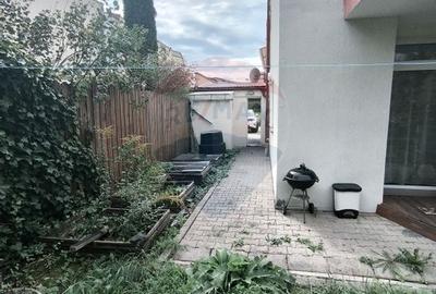 Casa de vanzare - 29