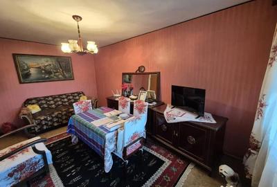 Apartament cu 3 camere decomandat în 1 Mai - 2