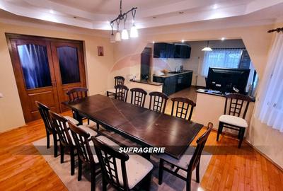 Casă cu 10 camere cu Teren 1400 Mp în Independenței - 8