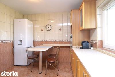 Apartament cu 3 camere decomandat, mobilat în Nerva Traian - 19
