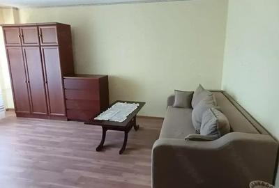 Garsonieră decomandată în Unirii