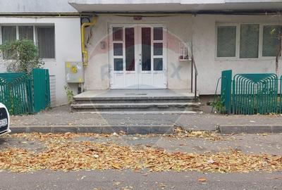 Apartament cu 3 camere de vanzare - 8